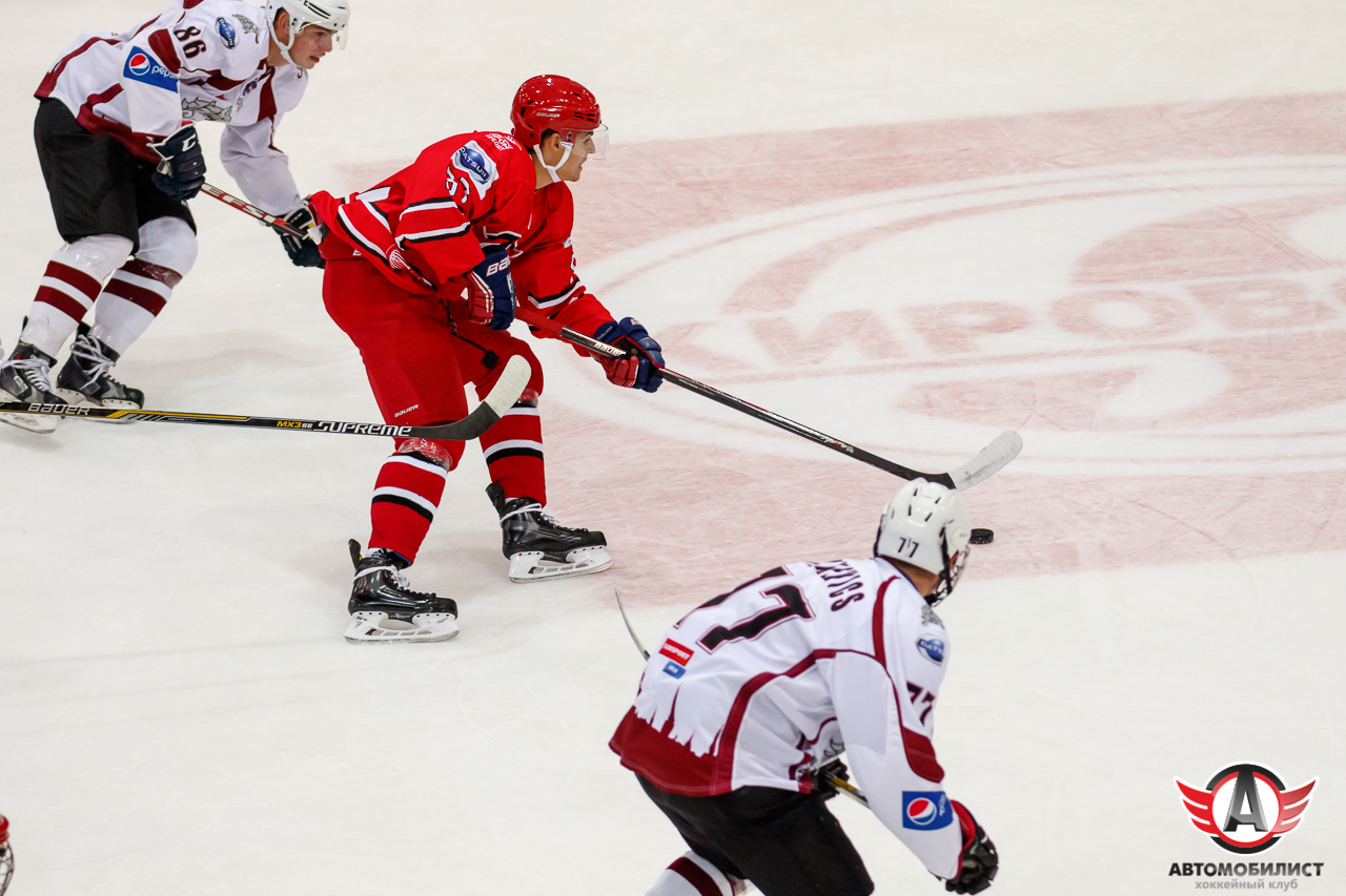24.08.2015 Кубок мира: Авто - ХК Рига