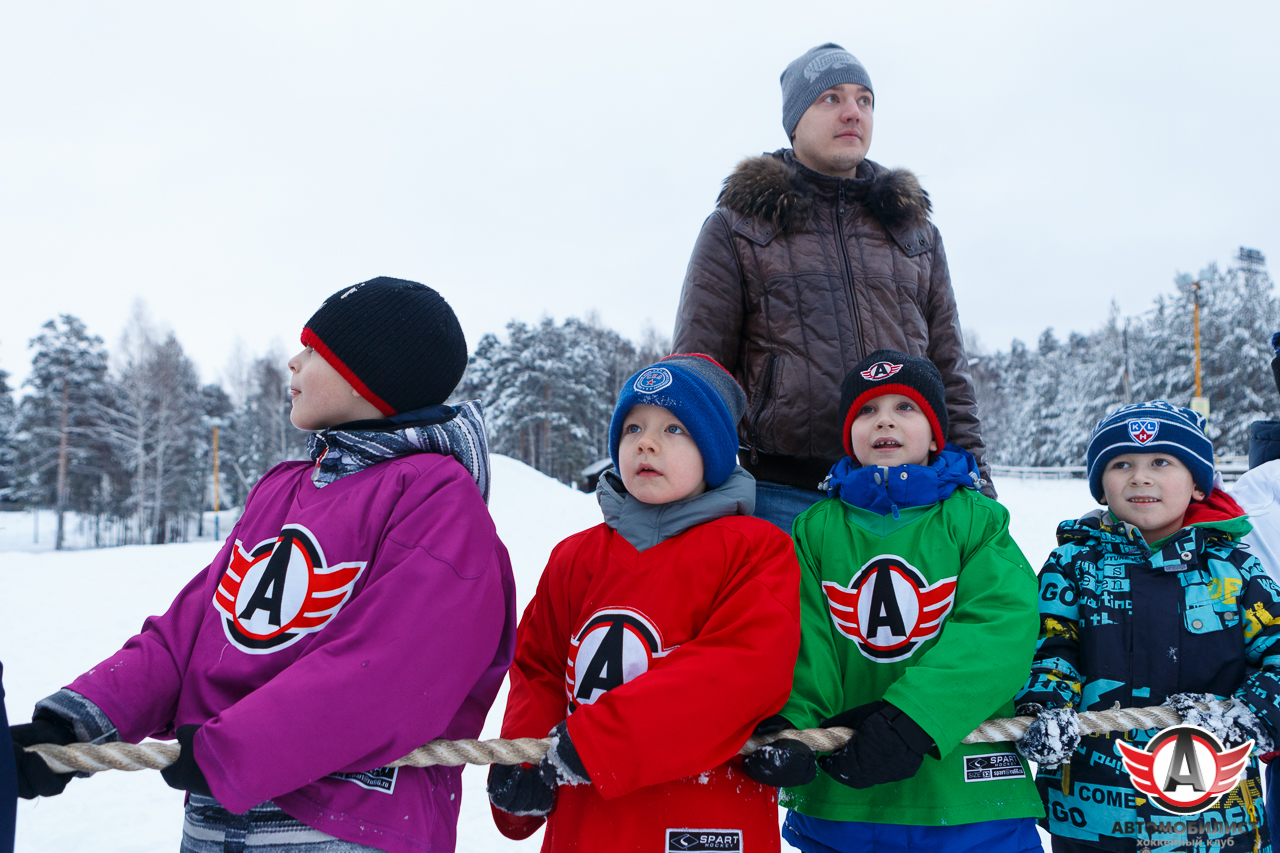 23.12.2015 Новогодний праздник ДЮСШ 2009/10
