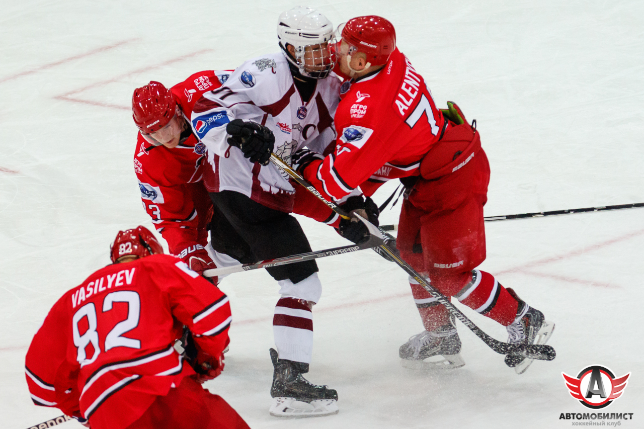 24.08.2015 Кубок мира: Авто - ХК Рига
