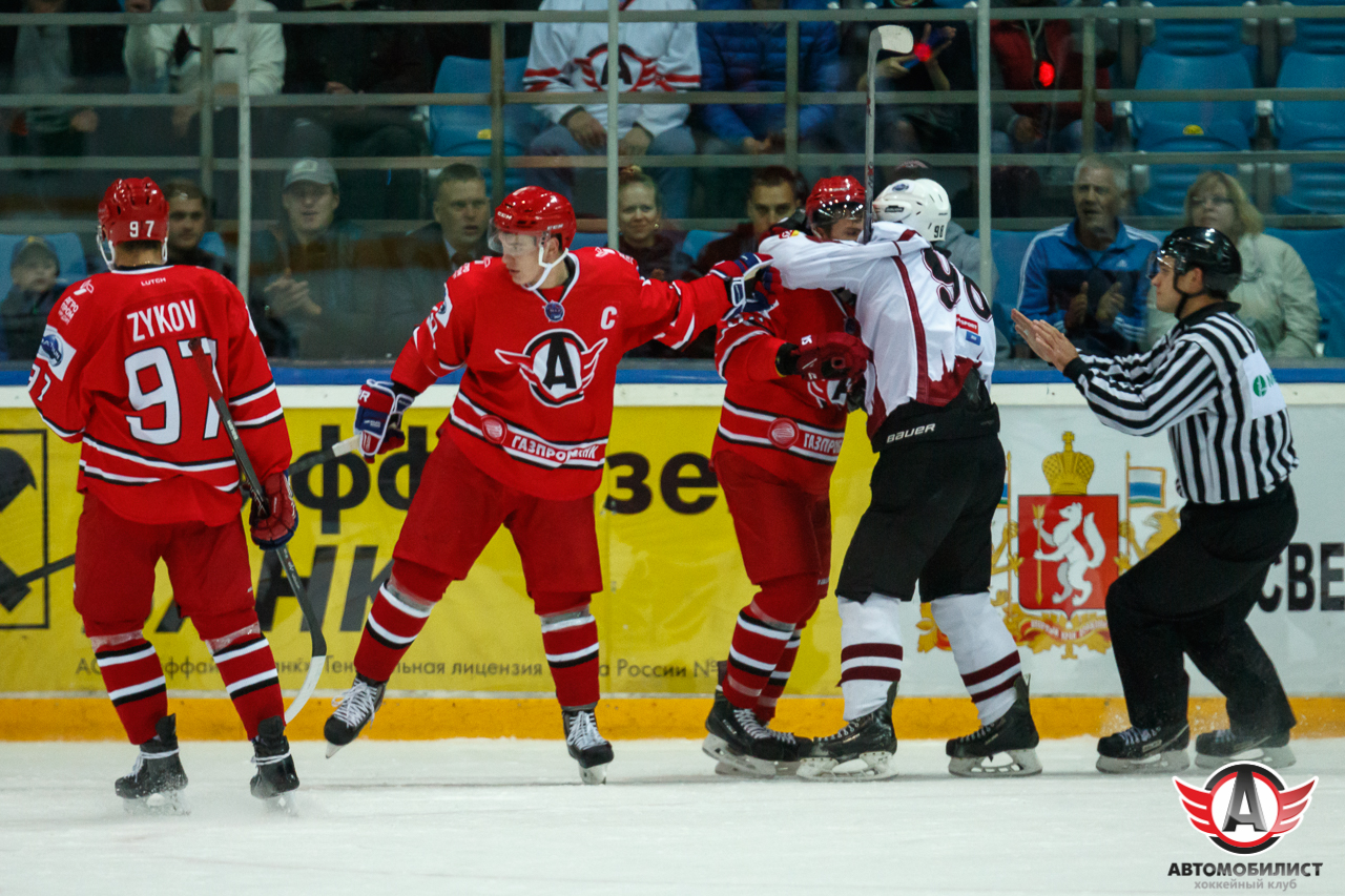 24.08.2015 Кубок мира: Авто - ХК Рига