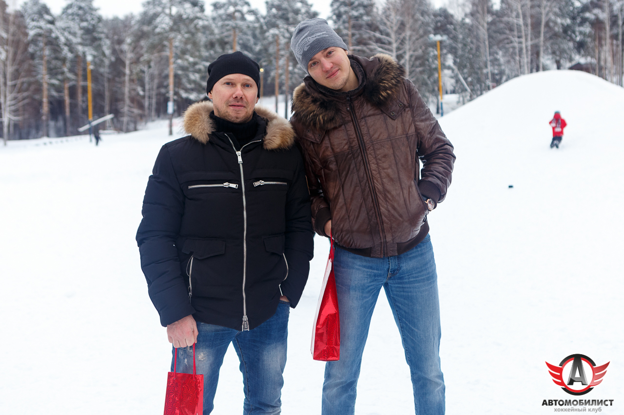 23.12.2015 Новогодний праздник ДЮСШ 2009/10