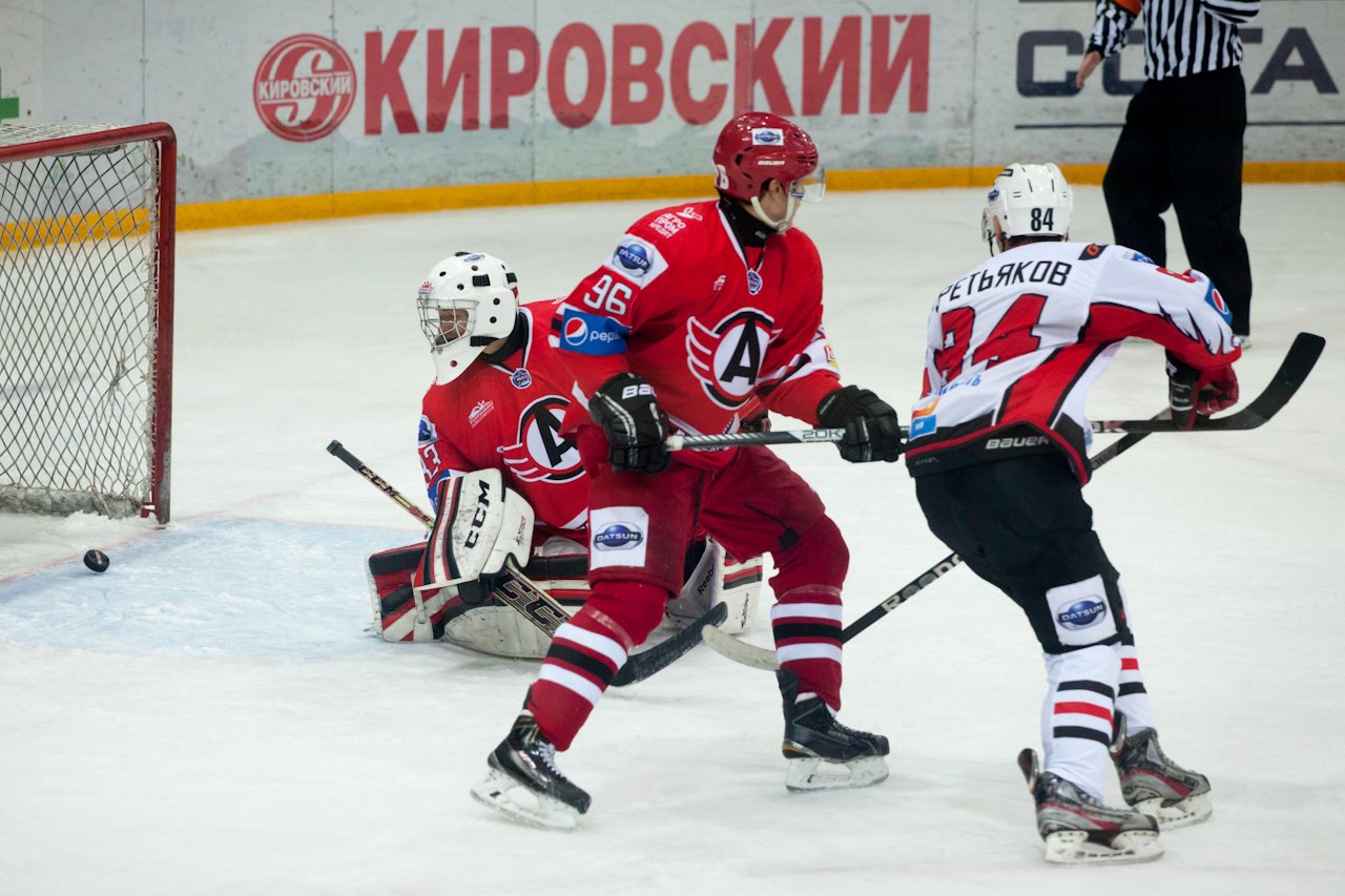 25.10.2014 Авто - Омские ястребы, 0-6
