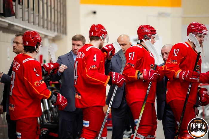 «Горняк-УГМК» начинает серию домашних матчей