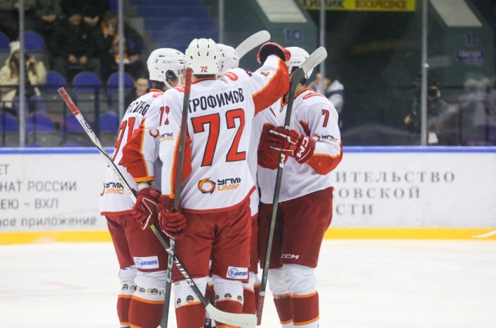 «Горняк-УГМК» одержал победу в овертайме над «Химиком»!