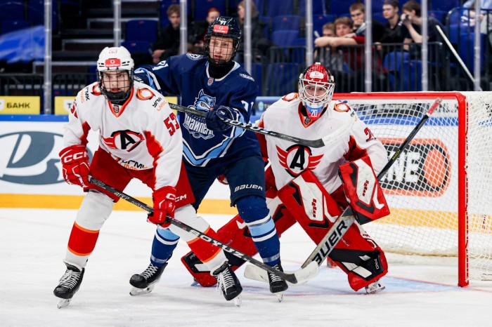 Хоккеисты «Авто» обыграли «Сибирских Снайперов» на выезде!