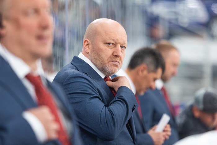 Николай Заварухин: «Очень самоотверженно играли, блокировали броски соперника»