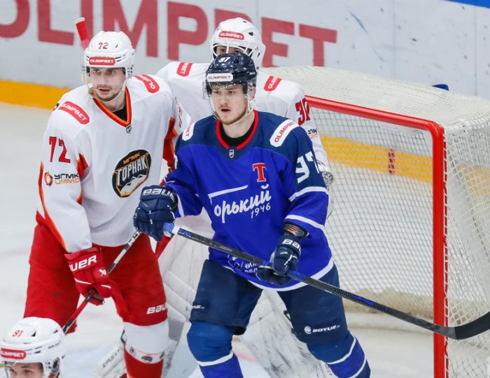 Хоккеисты «Горняка-УГМК» одержали победу в серии буллитов