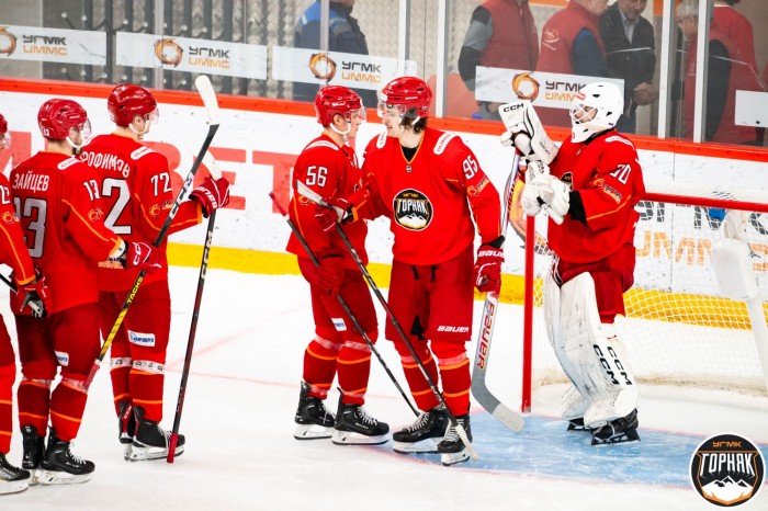 «Горняк-УГМК» начинает серию домашних матчей